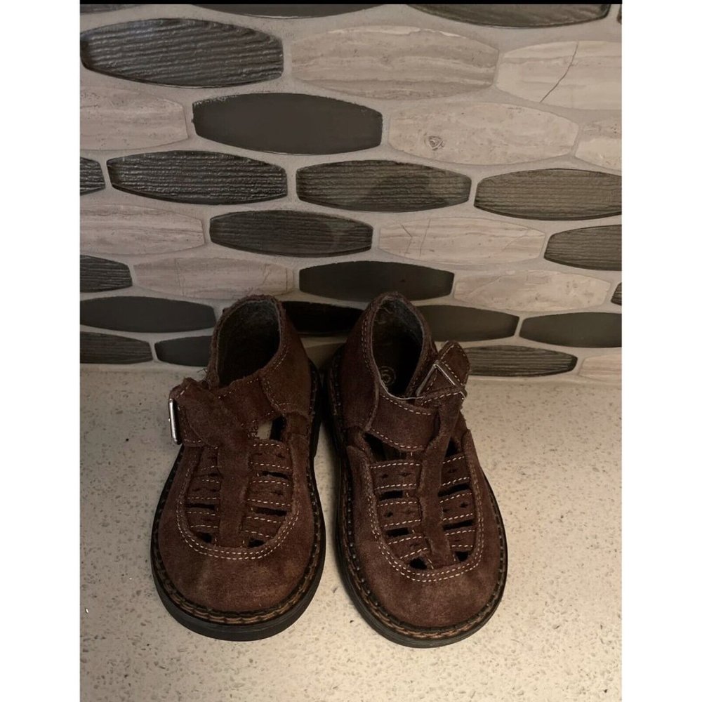 Fisher Price Classic Slip on Shoes Baby Toddler sz 5 Leather Upper Brown